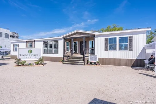 Manufactured Home Dealer