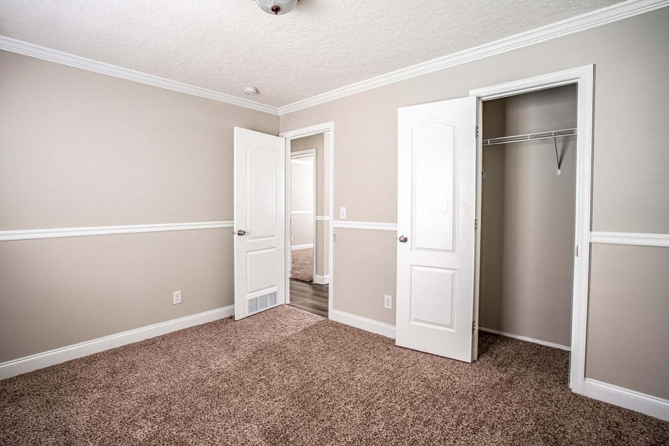 #10- 26x76 5bd 2bth